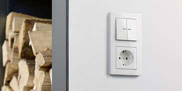 JUNG KNX Taster F 10 bei Kops Elektrotechnik in Augsburg